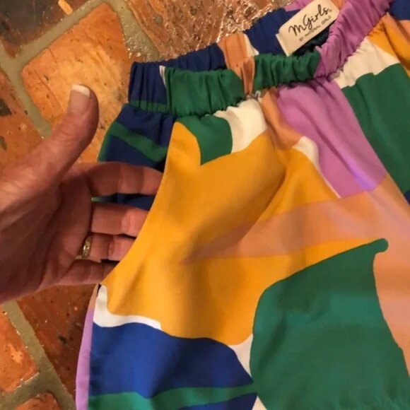 My Girls by Material girls high rise elastic band shorts size S - Picture 7 of 10